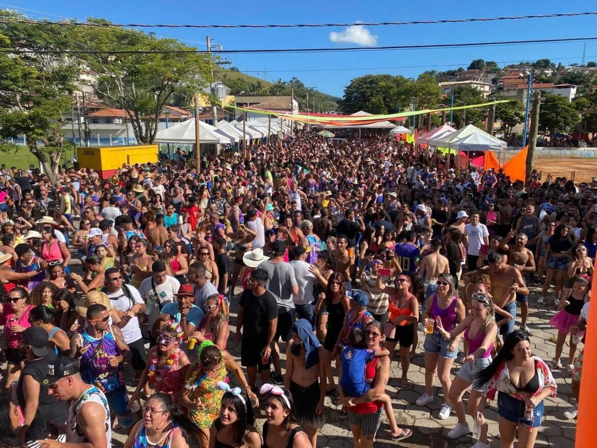 bloco-dos-‘secos-e-molhados’-e-bloco-do-barbosa-vao-se-apresentar-no-carnaval-de-natividade-da-serra;-confira-a-programacao