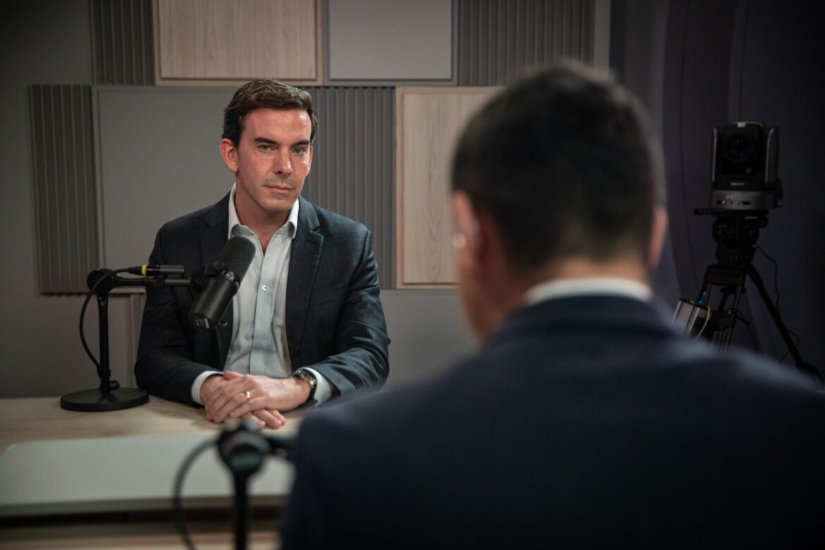 executivo-da-gm-diz-que-o-novo-spark-euv-e-um-veiculo-‘para-caber-no-bolso’-de-quem-quer-um-eletrico