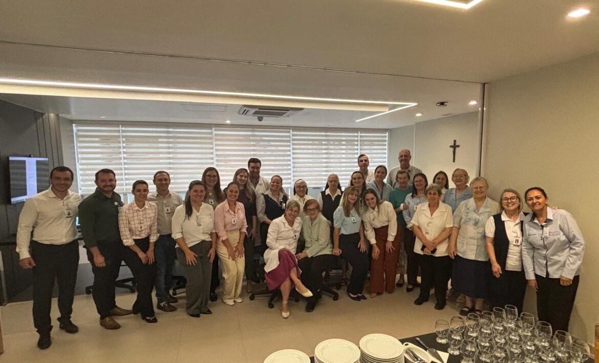 dr.-raphael-elias-farias-se-despede-da-funcao-de-diretor-tecnico-do-hsjose