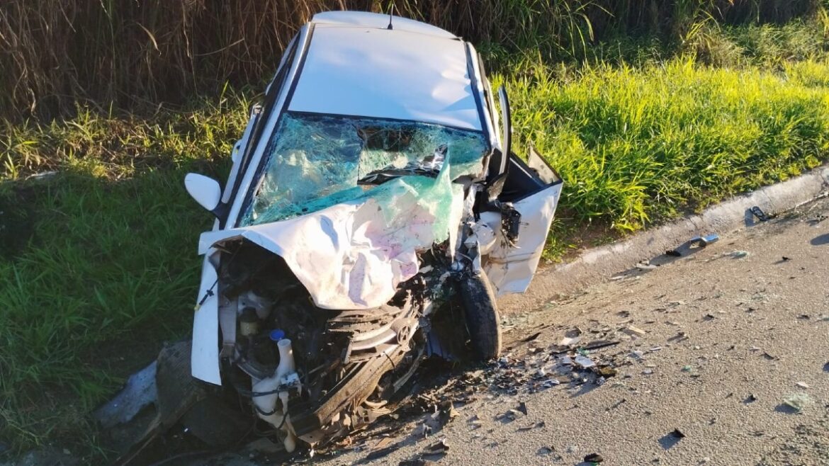 motorista-e-passageira-de-carro-morrem-e-outros-quatro-ficam-feridos-em-acidente-na-br-265