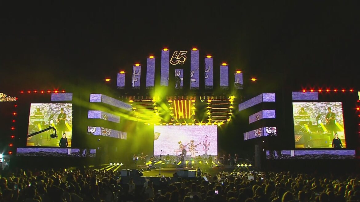 menos-e-mais-e-ze-neto-e-cristiano-encerram-o-aniversario-de-brasilia