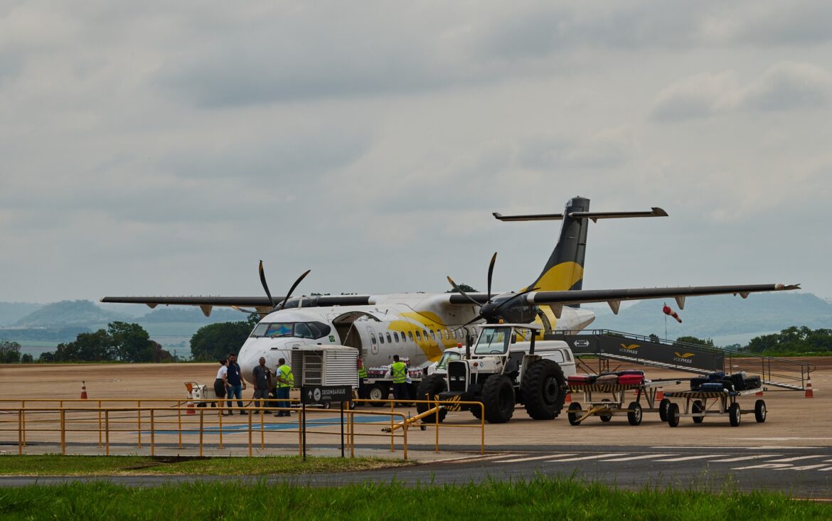 funcionarios-demitidos-da-voepass-cobram-pagamentos-de-salarios-e-direitos-trabalhistas