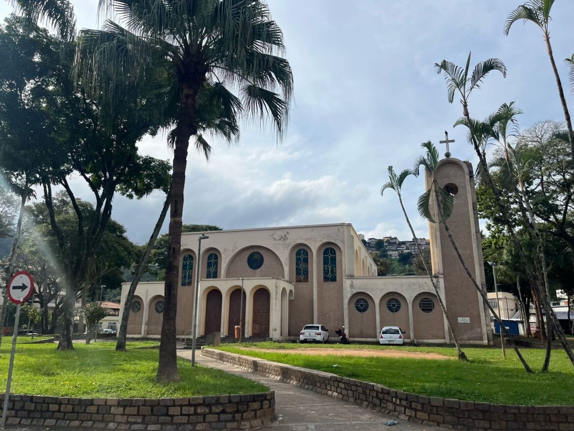 integracao-no-bairro:-mg1-sera-ao-vivo-da-praca-arthur-bernardes,-no-bandeirantes,-em-juiz-de-fora