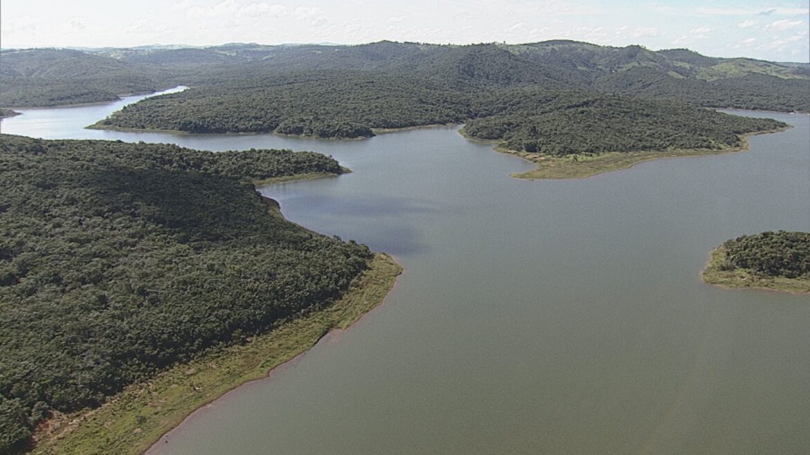 mais-de-850-bairros-tem-o-abastecimento-de-agua-afetado-na-grande-bh-neste-domingo;-veja-lista