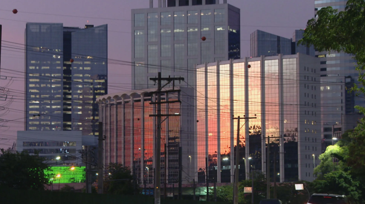 preco-da-conta-de-luz-e-composto-18%-por-impostos;-entenda