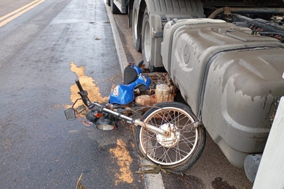 idoso-morre-em-acidente-entre-carreta-e-moto-na-br-116