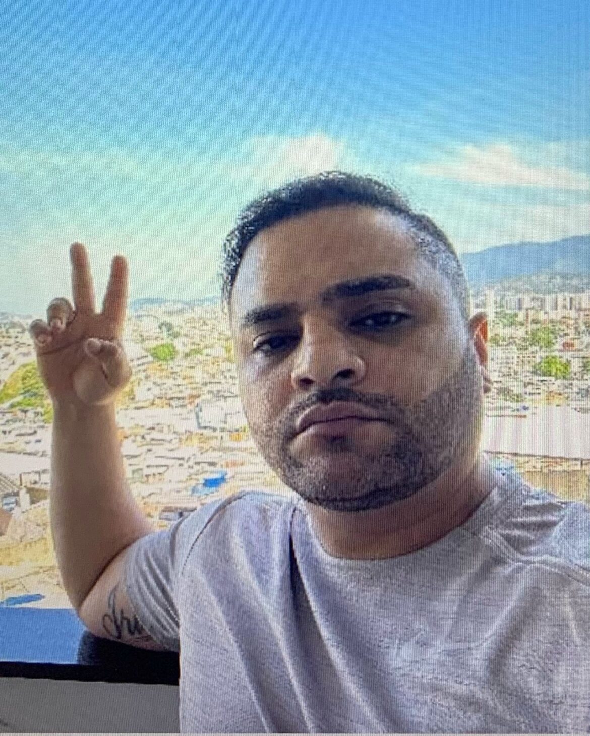 traficante-fhillip-da-silva-gregorio,-o-professor,-fornecedor-de-armas-do-comando-vermelho,-morre-vitima-de-disparos