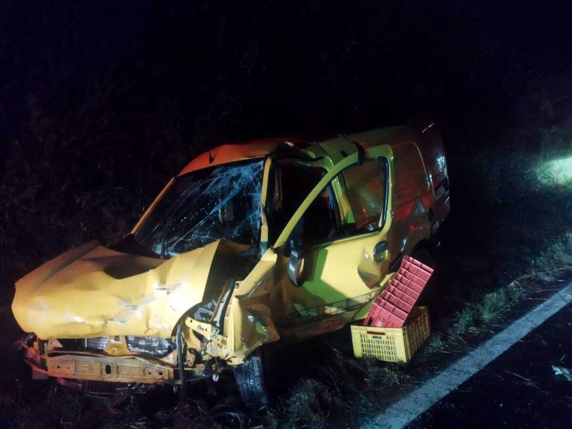 batida-entre-dois-carros-mata-motorista-na-br-267,-entre-juiz-de-fora-e-bicas