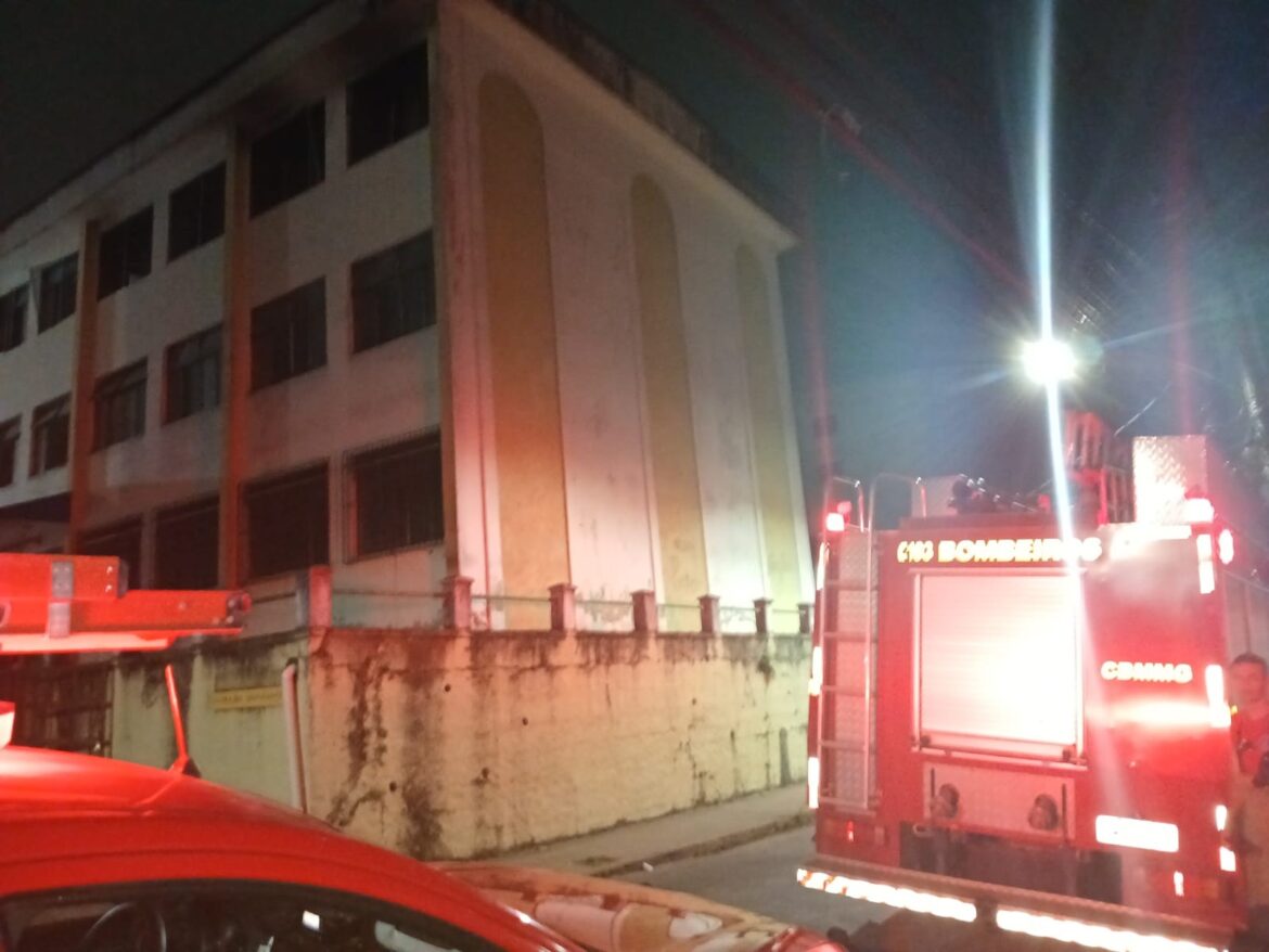 quarto-de-repouso-de-medicos-pega-fogo-no-hospital-universitario-da-ufjf