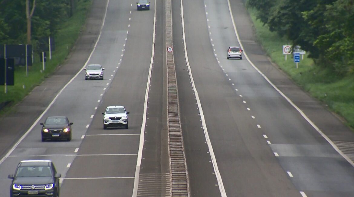 novos-radares-e-limites-de-velocidades-alterados:-trecho-da-br-040-entre-juiz-de-fora-e-bh-passa-por-mudancas