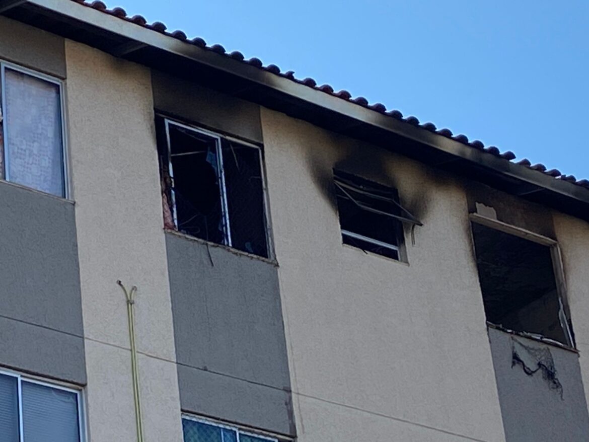 incendio-atinge-apartamento-em-condominio-na-regiao-do-vila-sonia-em-piracicaba
