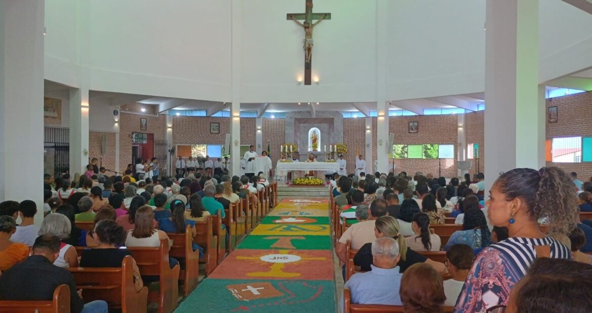 catolicos-confeccionam-tapetes-de-corpus-christi-em-sergipe