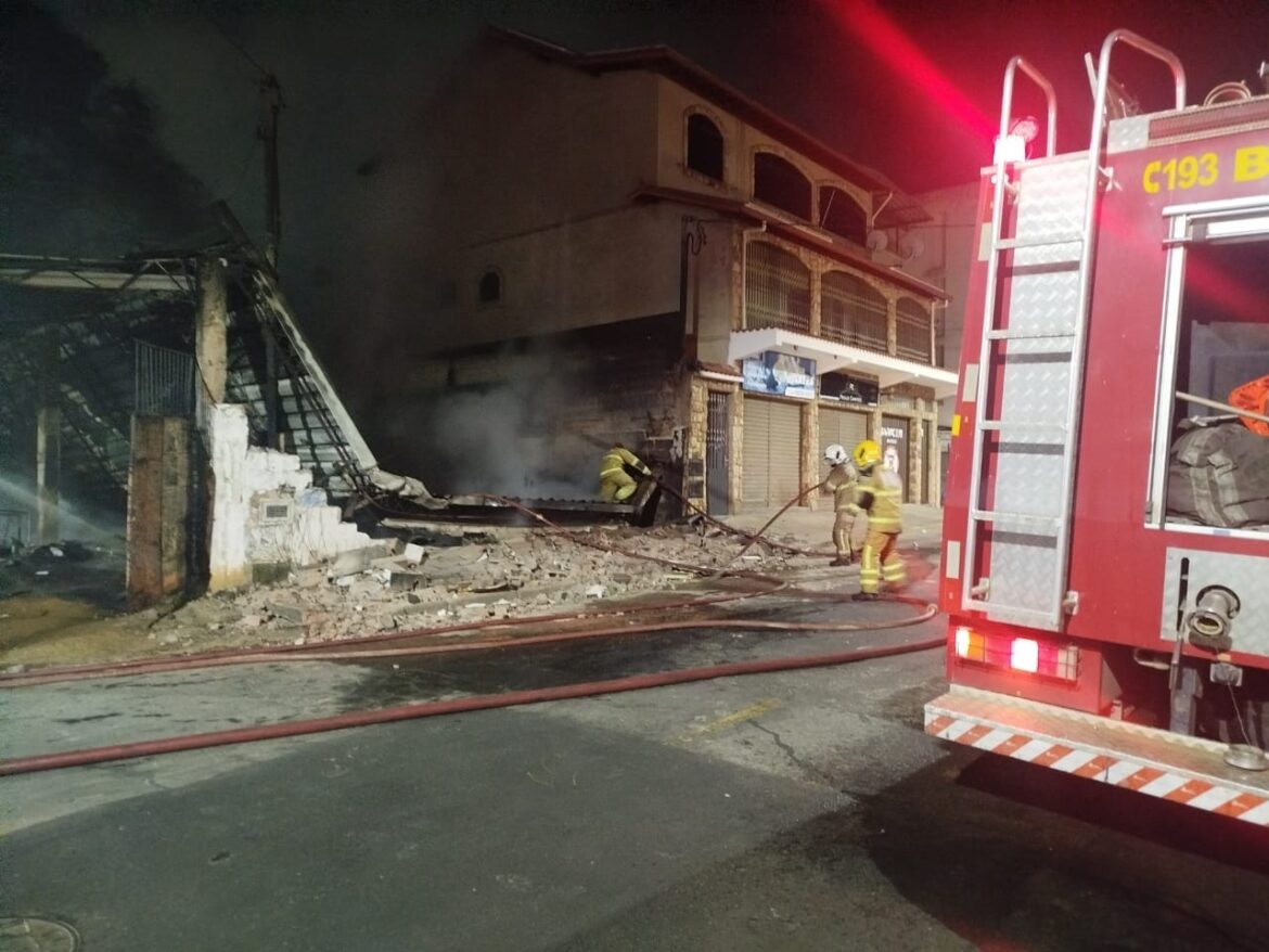 incendio-destroi-galpao-de-cooperativa-de-reciclagem-em-juiz-de-fora