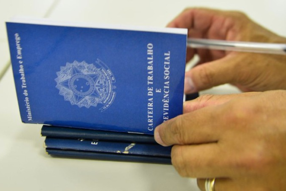 oportunidades-de-emprego:-confira-as-vagas-disponiveis-nas-cidades-da-regiao-dos-lagos