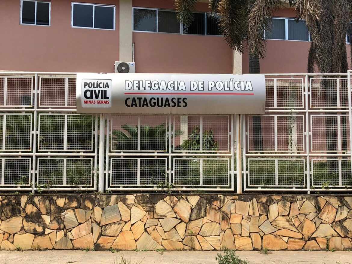 madrasta-morre-apos-comer-feijao-supostamente-envenenado-que-ela-mesma-serviu-ao-marido-e-ao-enteado-em-mg madrasta-morre-apos-comer-feijao-supostamente-envenenado-que-ela-mesma-serviu-ao-marido-e-ao-enteado-em-mg