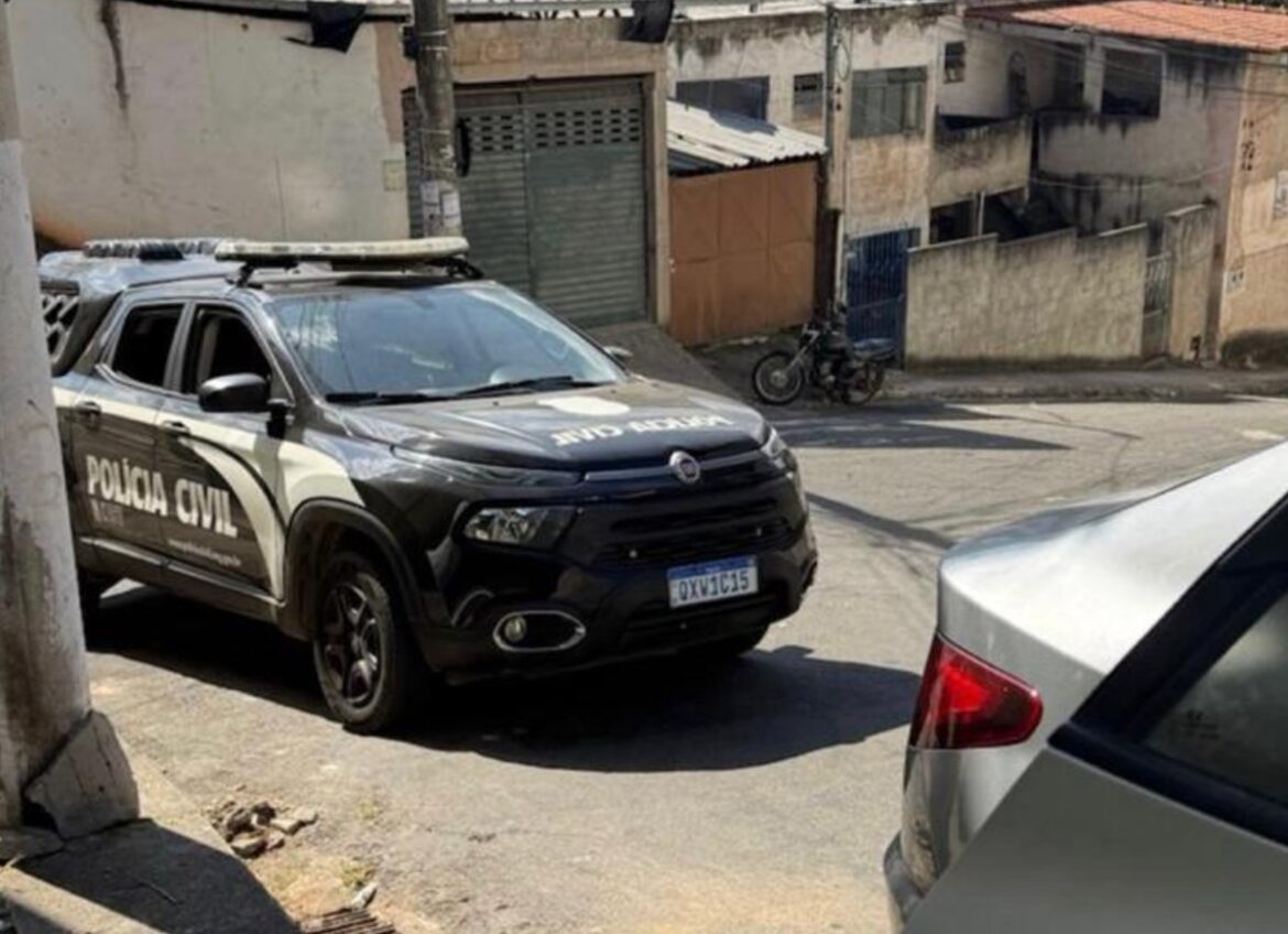 suspeita-de-liderar-esquema-de-cartoes-clonados-e-presa-em-juiz-de-fora