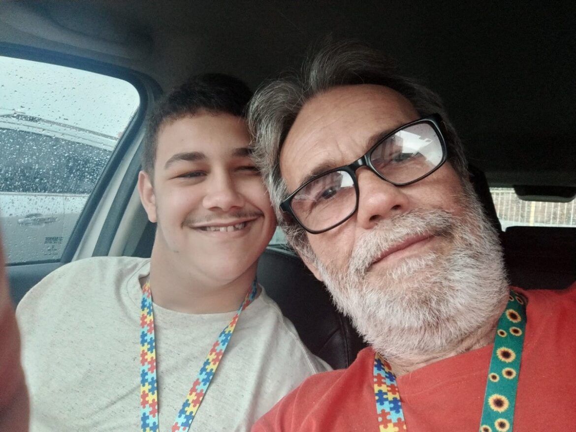 pai-solo-dedica-a-vida-ao-filho-autista:-‘prepara-lo-para-quando-eu-nao-estiver-mais-aqui’