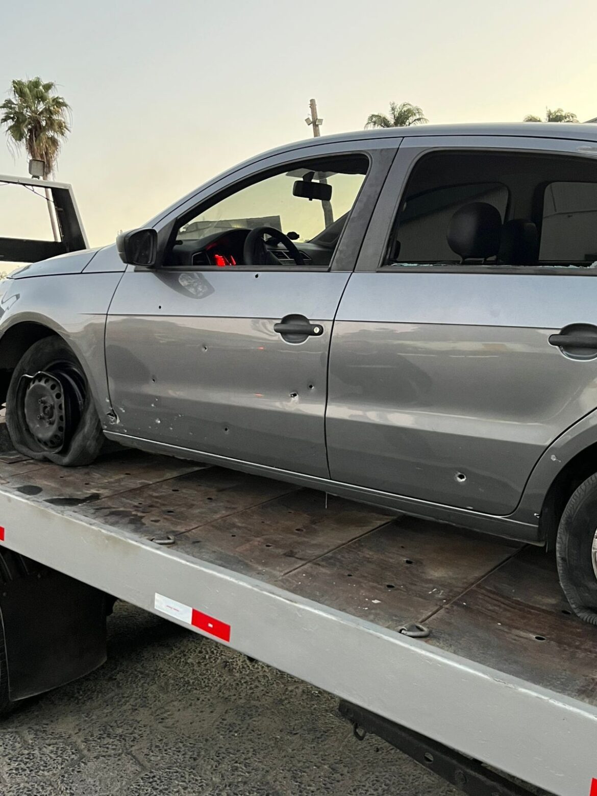 video-mostra-tiroteio-entre-policia-e-bandidos-e-motoristas-no-meio-do-fogo-cruzado-em-rodovia-mineira