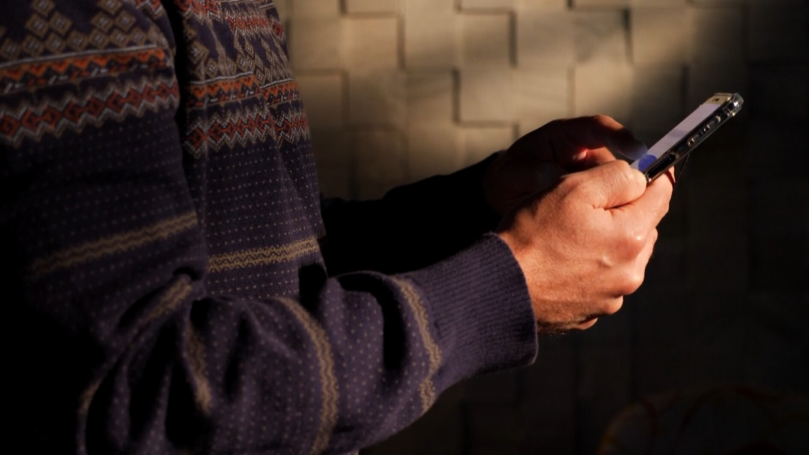 homem-perde-r$-31-mil-ao-ter-celular-invadido-no-‘golpe-da-mao-fantasma’,-no-parana;-entenda-o-crime