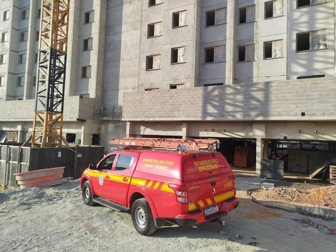 operario-cai-de-andaime-a-30-metros-de-altura-e-morre-em-juiz-de-fora