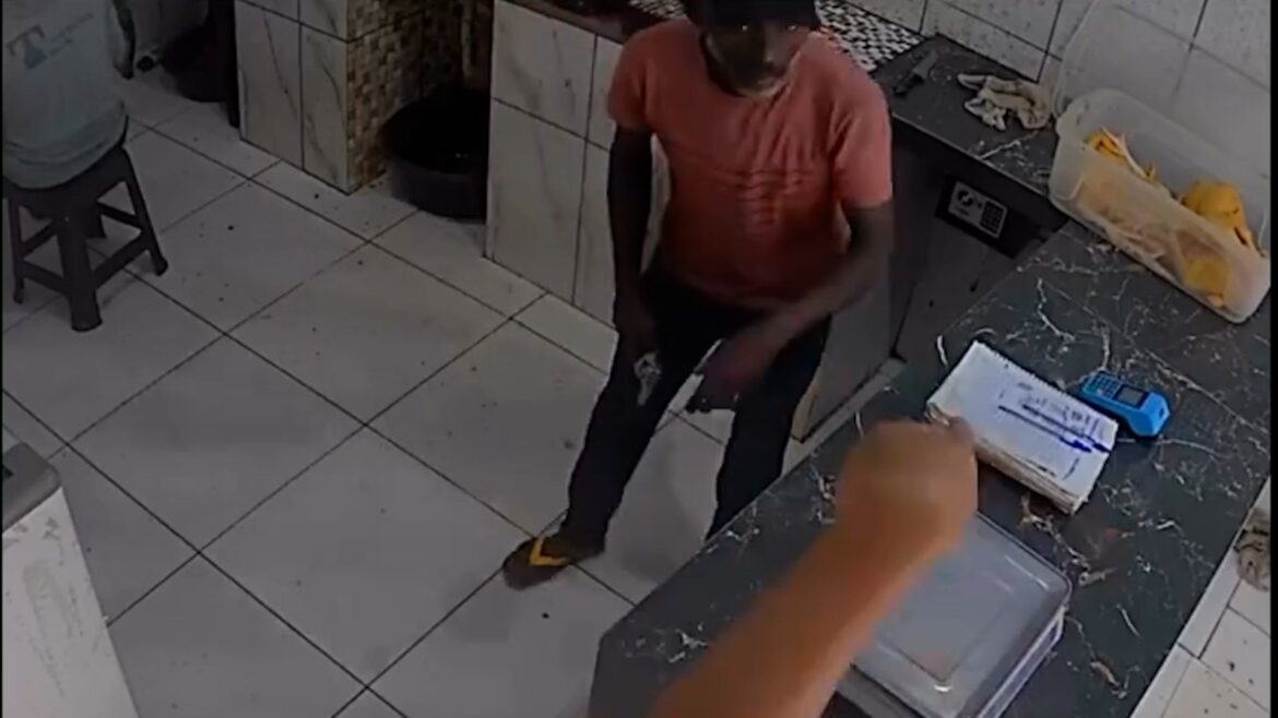 suspeitos-de-roubarem-comercio-morrem-em-confronto-com-a-policia-no-ma;-veja-o-momento-do-assalto