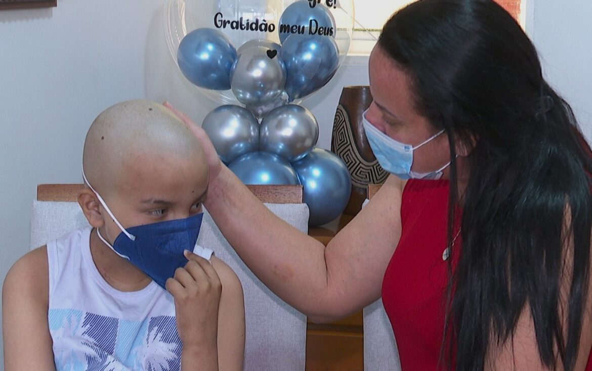menino-vence-leucemia-e-e-o-1o-a-ter-alta-em-novo-centro-de-transplante-em-ribeirao-preto menino-vence-leucemia-e-e-o-1o-a-ter-alta-em-novo-centro-de-transplante-em-ribeirao-preto