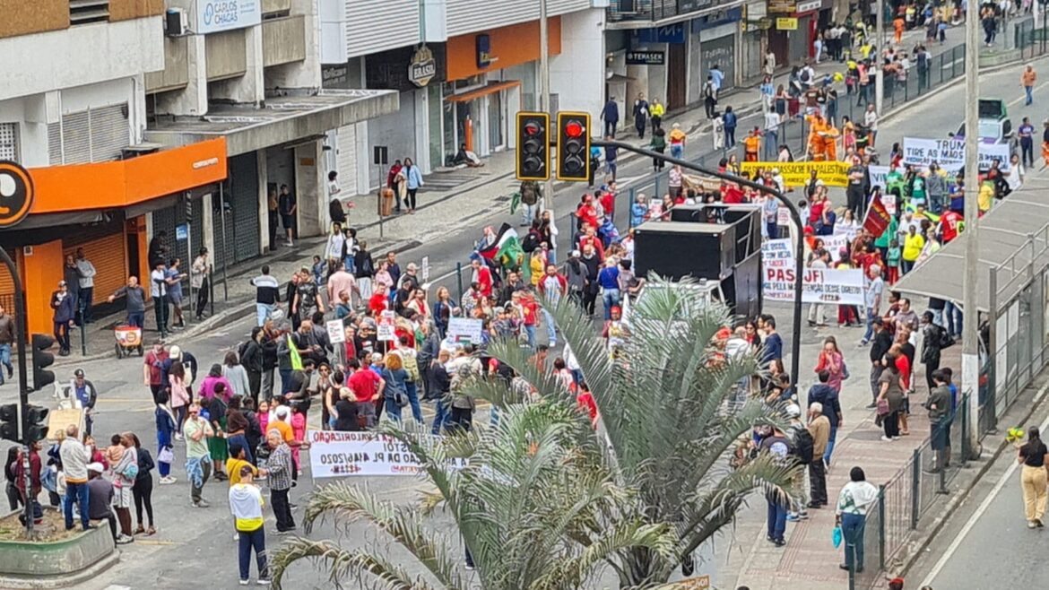 grito-dos-excluidos-em-juiz-de-fora-reune-manifestantes-contra-anistia-dos-envolvidos-nos-atos-de-8-de-janeiro grito-dos-excluidos-em-juiz-de-fora-reune-manifestantes-contra-anistia-dos-envolvidos-nos-atos-de-8-de-janeiro