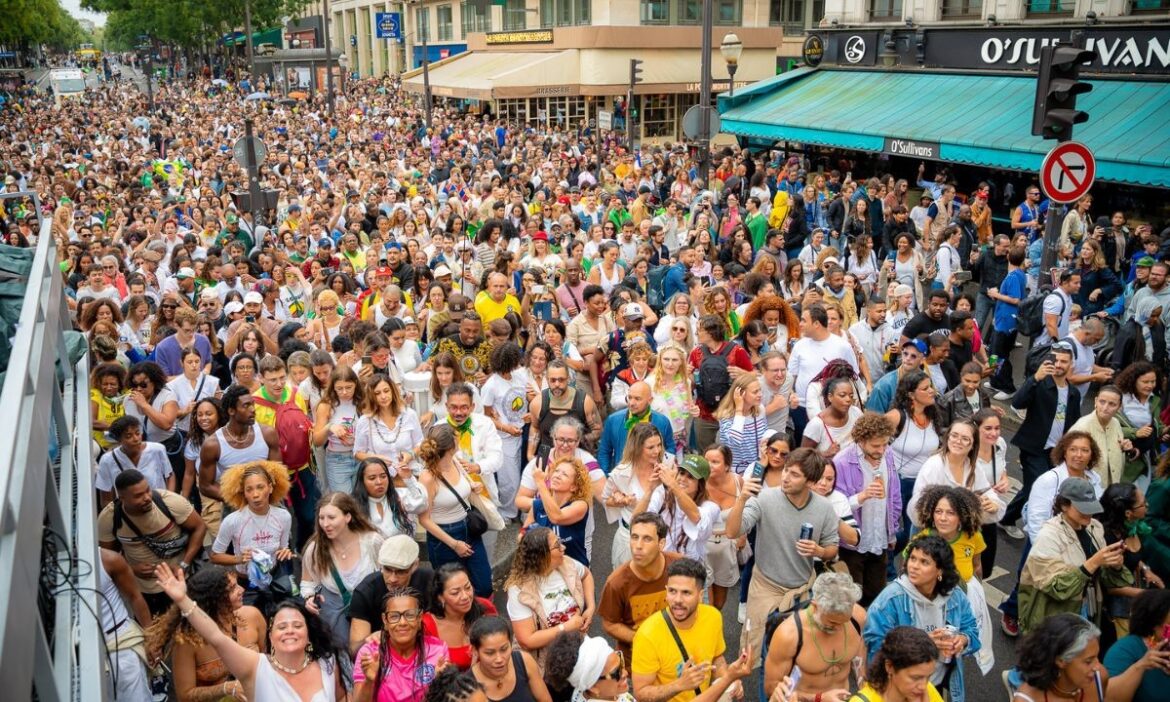 olodum,-armandinho-e-jau-levam-carnaval-a-paris-em-lavagem-que-homenageia-preta-gil-e-wanda-chase