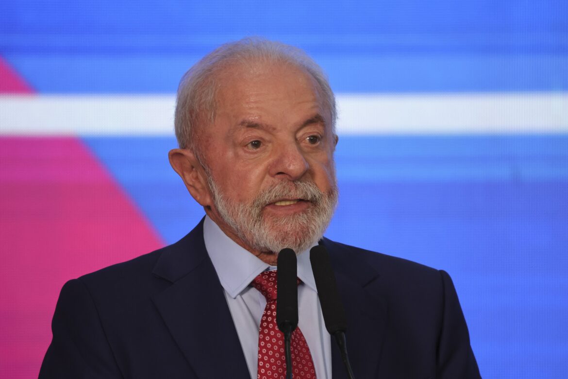 pt-deve-colar-tarcisio-a-anistia-e-tarifaco-em-insercoes-de-tv