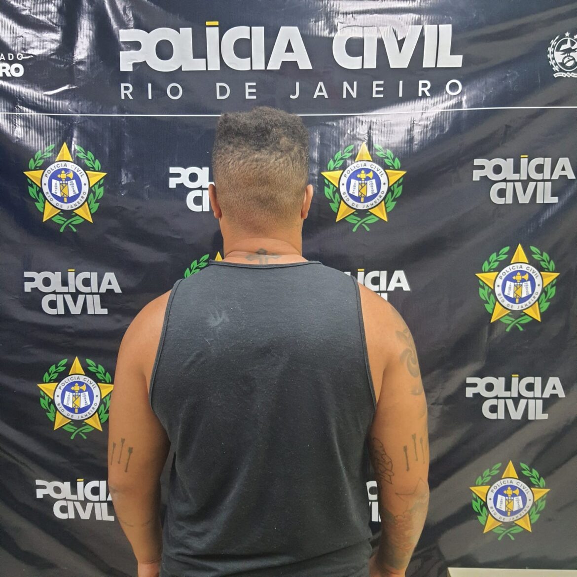 homem-com-52-anotacoes-criminais-e-preso-em-rio-das-ostras-suspeito-de-aplicar-golpes-de-venda-de-carro