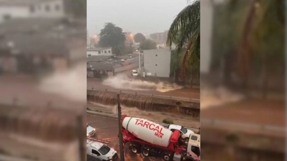 marginal-botafogo-e-interditada-apos-fortes-chuvas-em-goiania