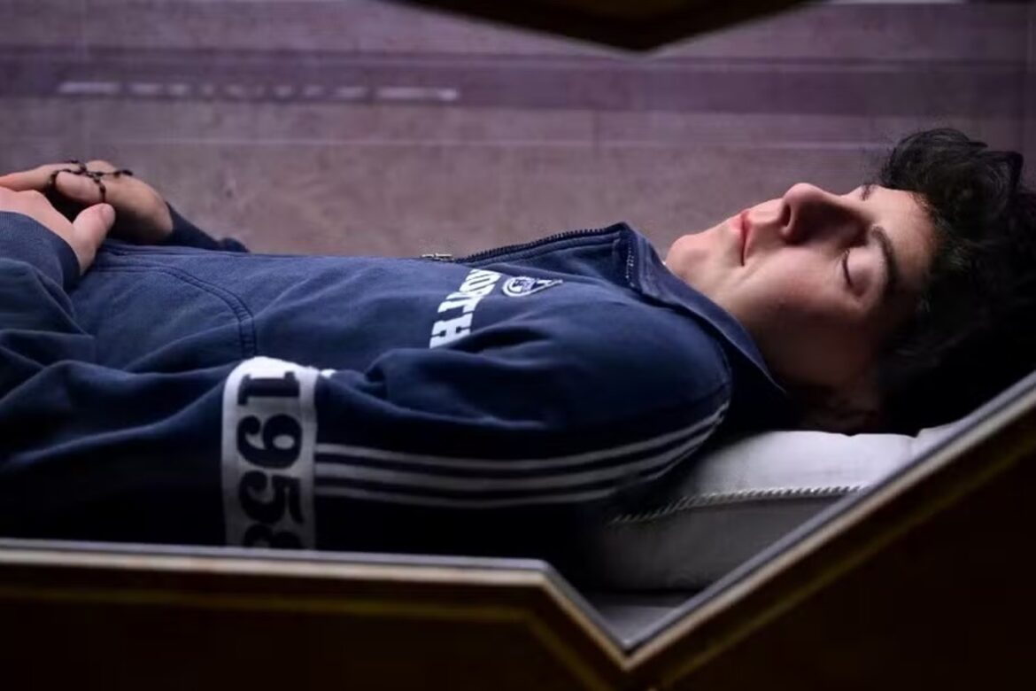 nossa-senhora-e-carlo-acutis:-por-que-santos-sao-celebrados-no-mesmo-dia?