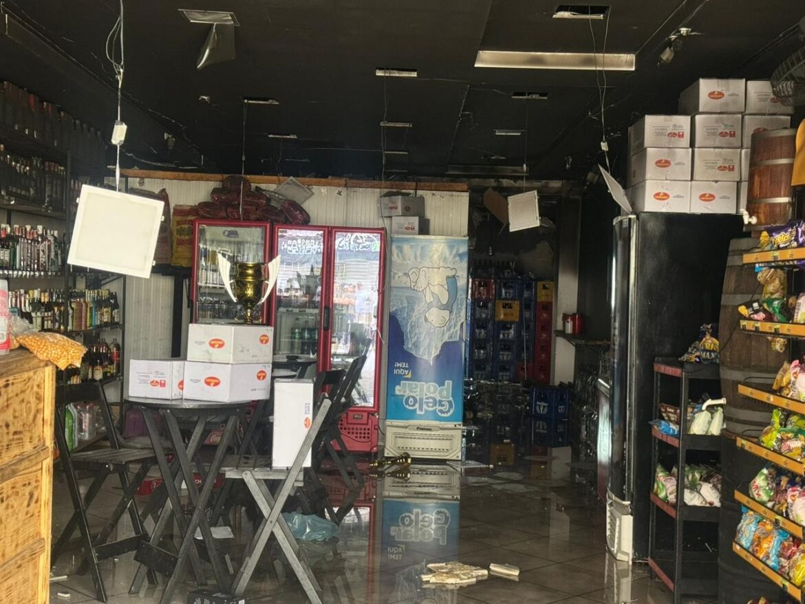 incendio-atinge-distribuidora-de-bebidas-e-causa-explosao-na-zona-sul-de-juiz-de-fora