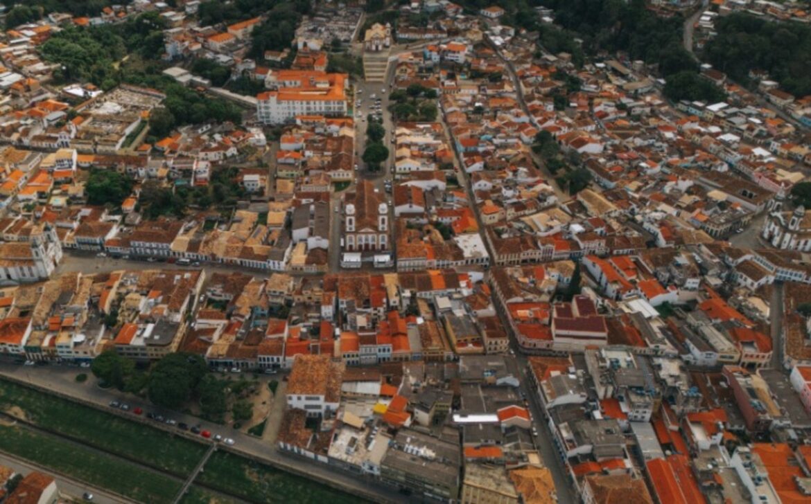 picadas-na-face:-idoso-e-encontrado-morto-em-sao-joao-del-rei-e-possivel-causa-e-um-ataque-de-abelhas picadas-na-face:-idoso-e-encontrado-morto-em-sao-joao-del-rei-e-possivel-causa-e-um-ataque-de-abelhas