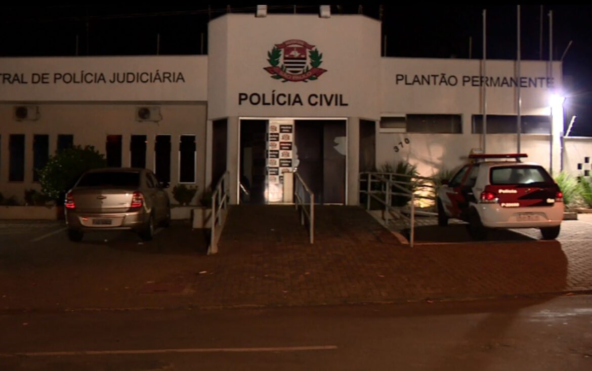homem-e-preso-suspeito-de-matar-mulher-em-casa-de-mogi-guacu-e-policia-investiga-feminicidio homem-e-preso-suspeito-de-matar-mulher-em-casa-de-mogi-guacu-e-policia-investiga-feminicidio