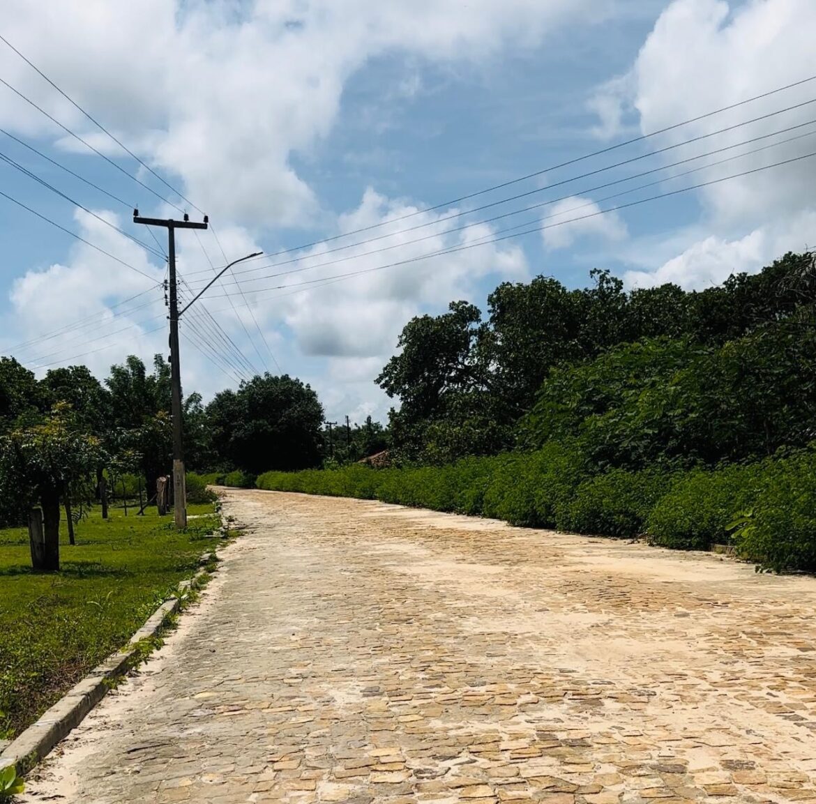 idepi-investe-mais-de-r$-371-mil-na-pavimentacao-de-paqueta-do-piaui