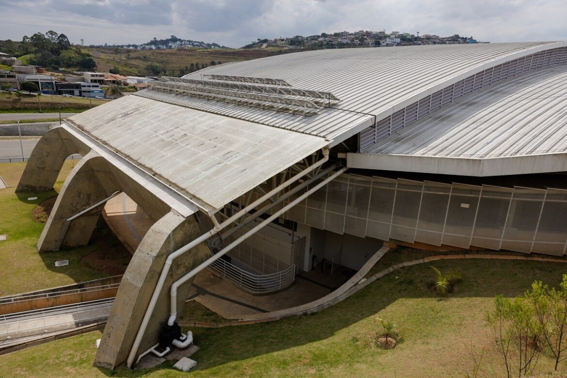 lixo-zero,-usinas-solares-e-iluminacao-led:-juiz-de-fora-conquista-‘local-leaders-awards-2025’-com-projetos-sustentaveis-e-inovadores