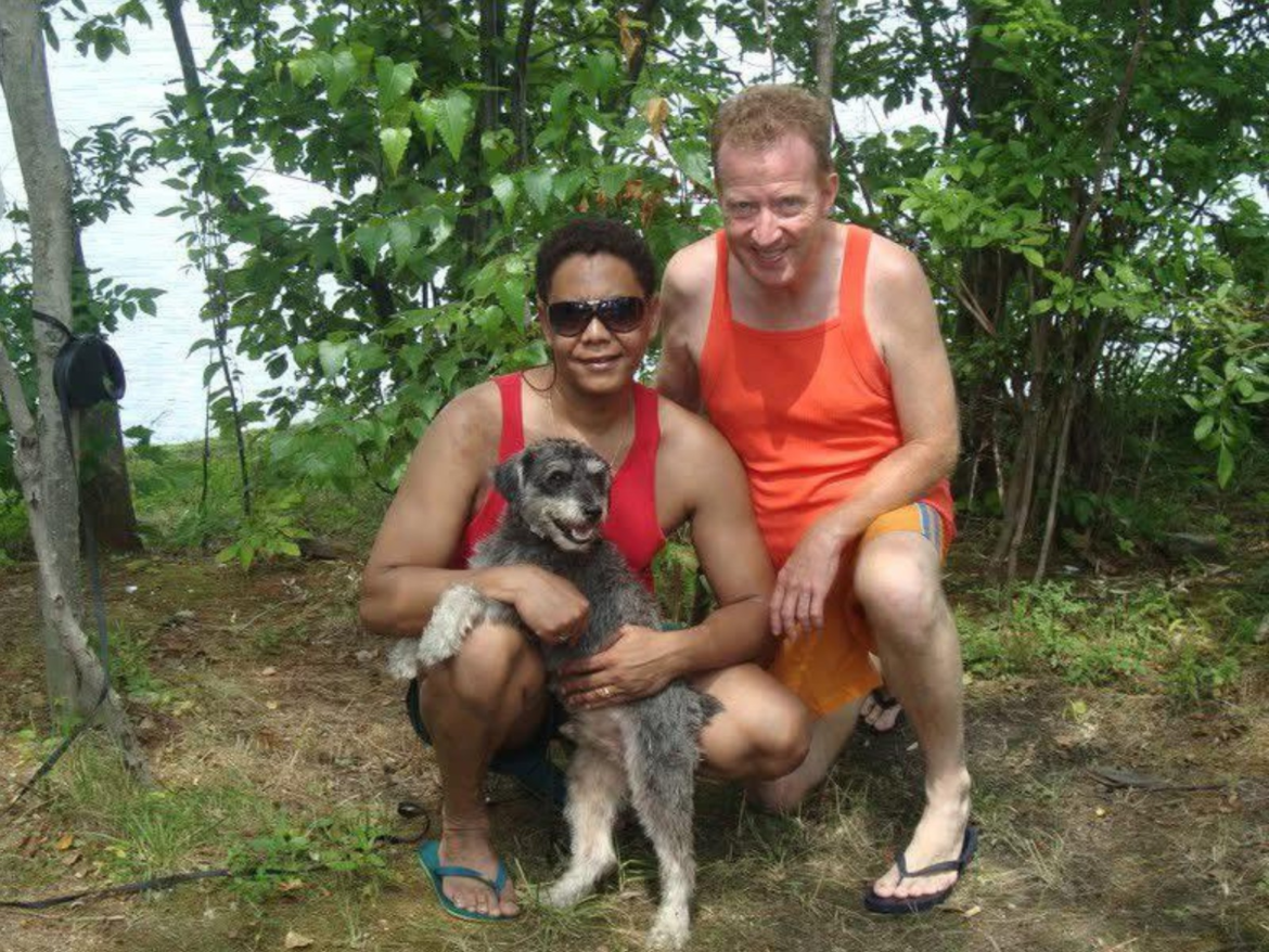 ‘enterraram-meu-cunhado-sem-a-gente-saber’:-irma-de-brasileiro-morto-com-companheiro-americano-em-mg-pede-justica