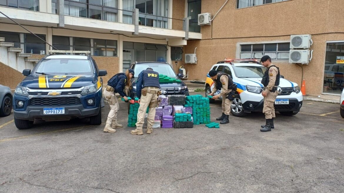 motorista-e-preso-com-mais-de-320-kg-de-maconha-dentro-de-carro-na-br-267,-em-juiz-de-fora