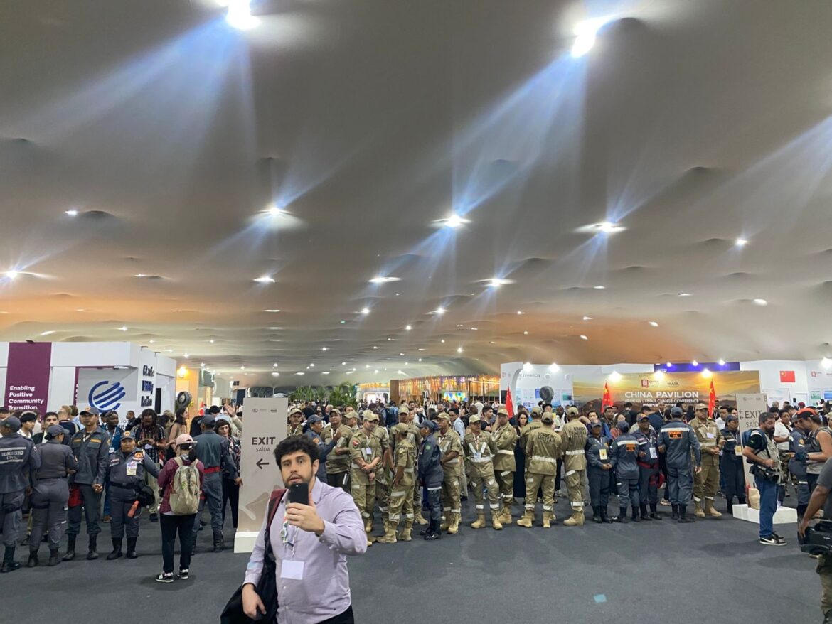 video-mostra-invasao-e-seguranca-ferido-na-cop-30,-em-belem