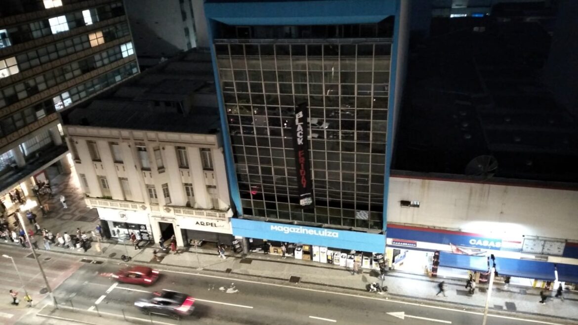 ‘apagao’-deixa-moradores-e-lojistas-sem-luz-no-centro-de-juiz-de-fora