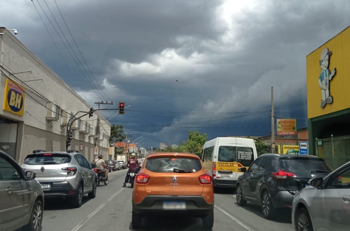 feriado-da-proclamacao-da-republica-tem-alerta-de-chuvas-fortes-e-queda-das-temperaturas-em-juiz-de-fora-e-regiao