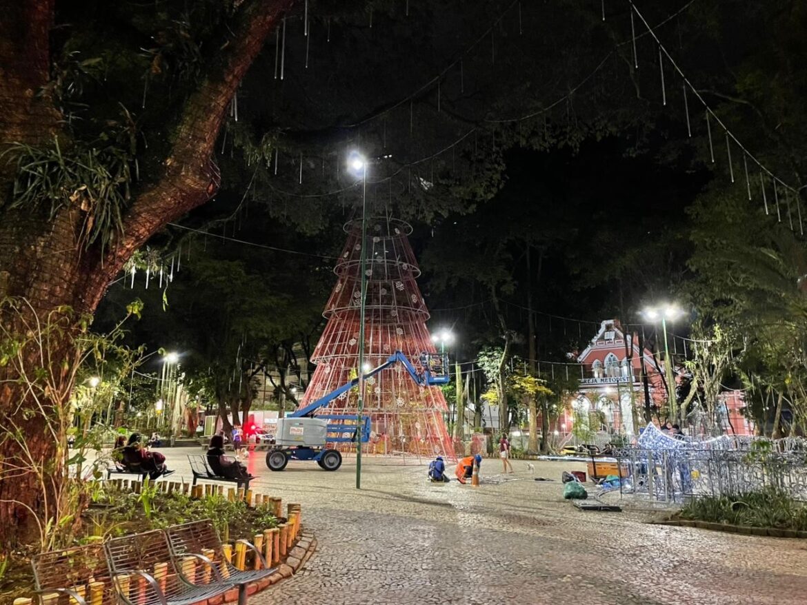 decoracao-de-natal-em-juiz-de-fora-tera-arvore-gigante-e-luzes-em-mais-de-10-locais-da-cidade