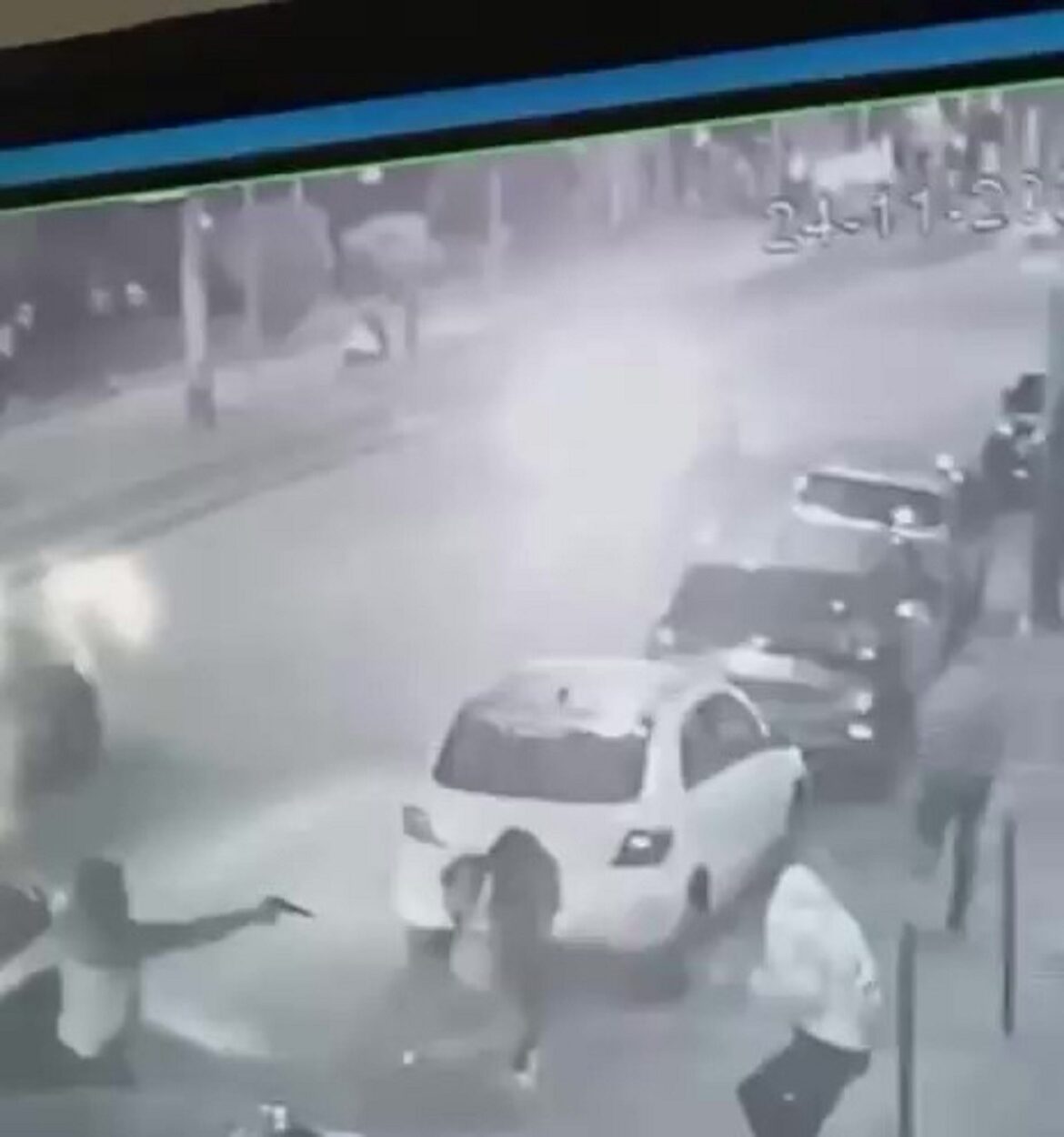 video:-homem-e-baleado-na-porta-de-bar-em-sao-joao-del-rei
