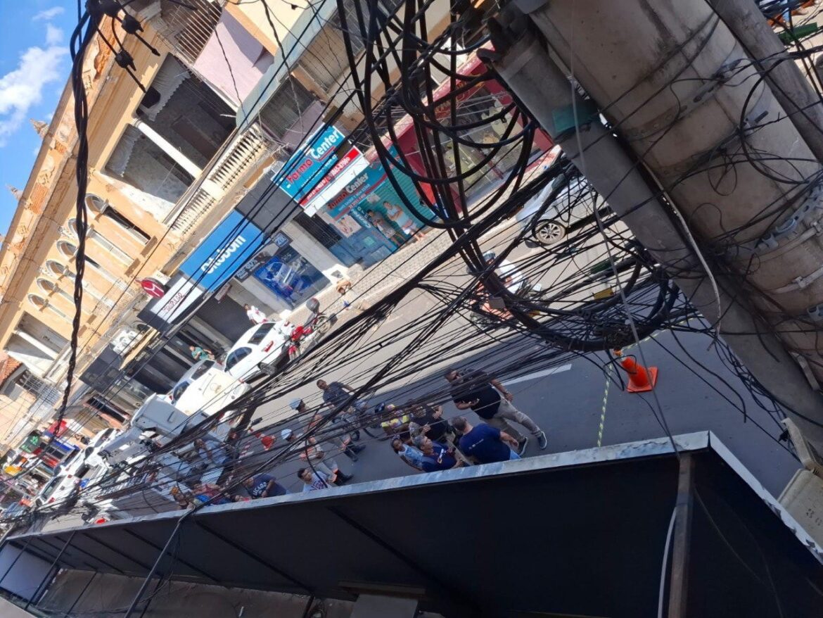 homem-e-encontrado-morto-proximo-a-transformador-de-energia-no-centro-de-muriae