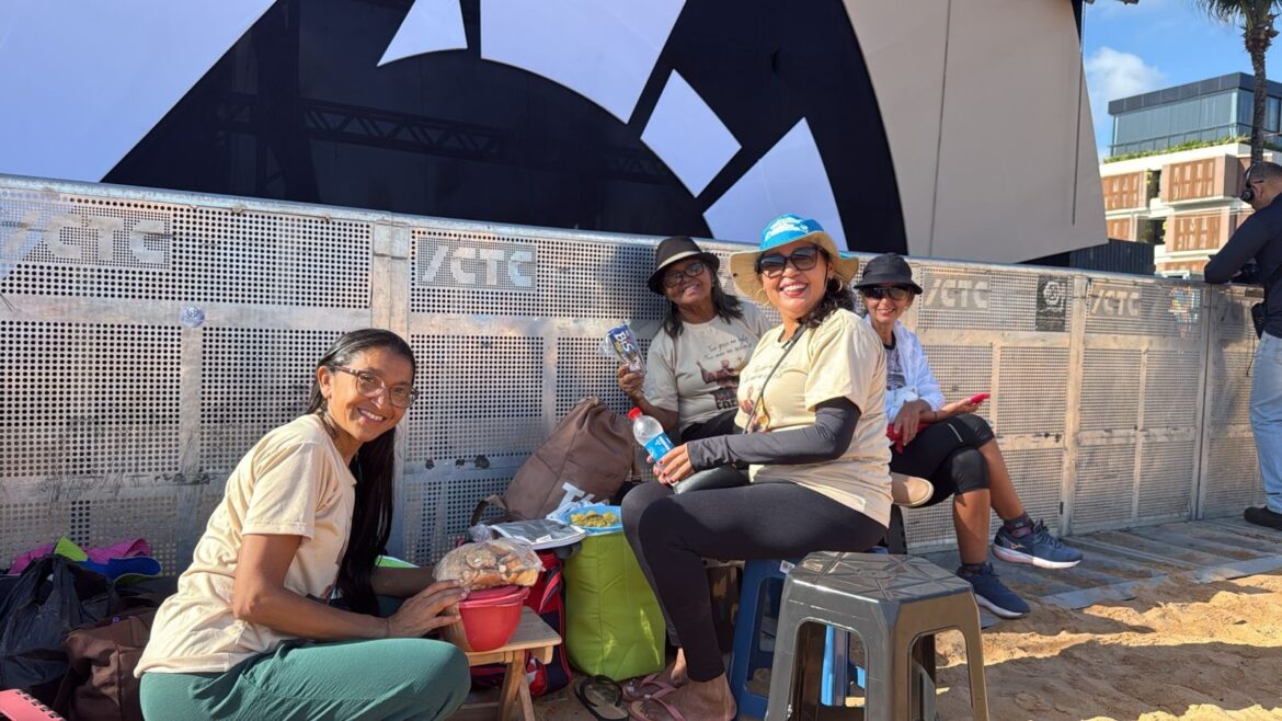 fas-chegam-no-comeco-da-manha-para-show-de-frei-gilson-em-joao-pessoa