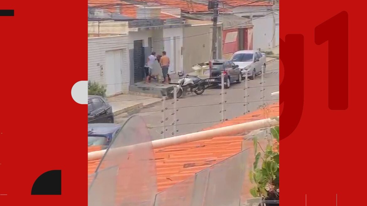 video:-apos-agredir-funcionario-da-caema-em-sao-luis,-homem-comparece-a-delegacia-e-e-preso-por-desacato