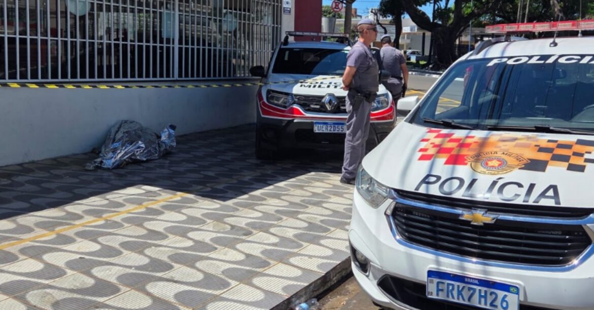 homem-e-achado-morto-na-calcada-em-franca,-sp
