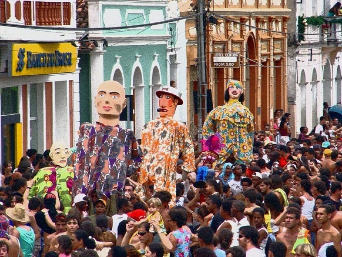 carnaval-2026-em-juiz-de-fora,-rio-novo,-uba,-sao-joao-del-rei-e-mais:-veja-onde-curtir-a-festa