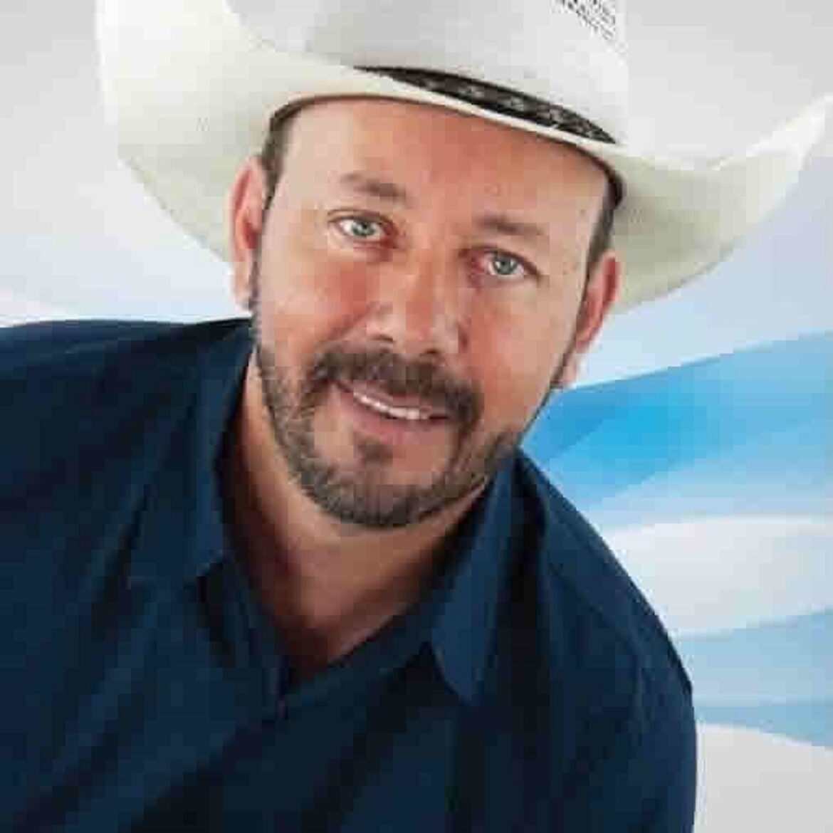 prefeito-mineiro-que-alugava-as-proprias-maquinas-fica-proibido-de-entrar-na-prefeitura-por-90-dias;-entenda-o-caso